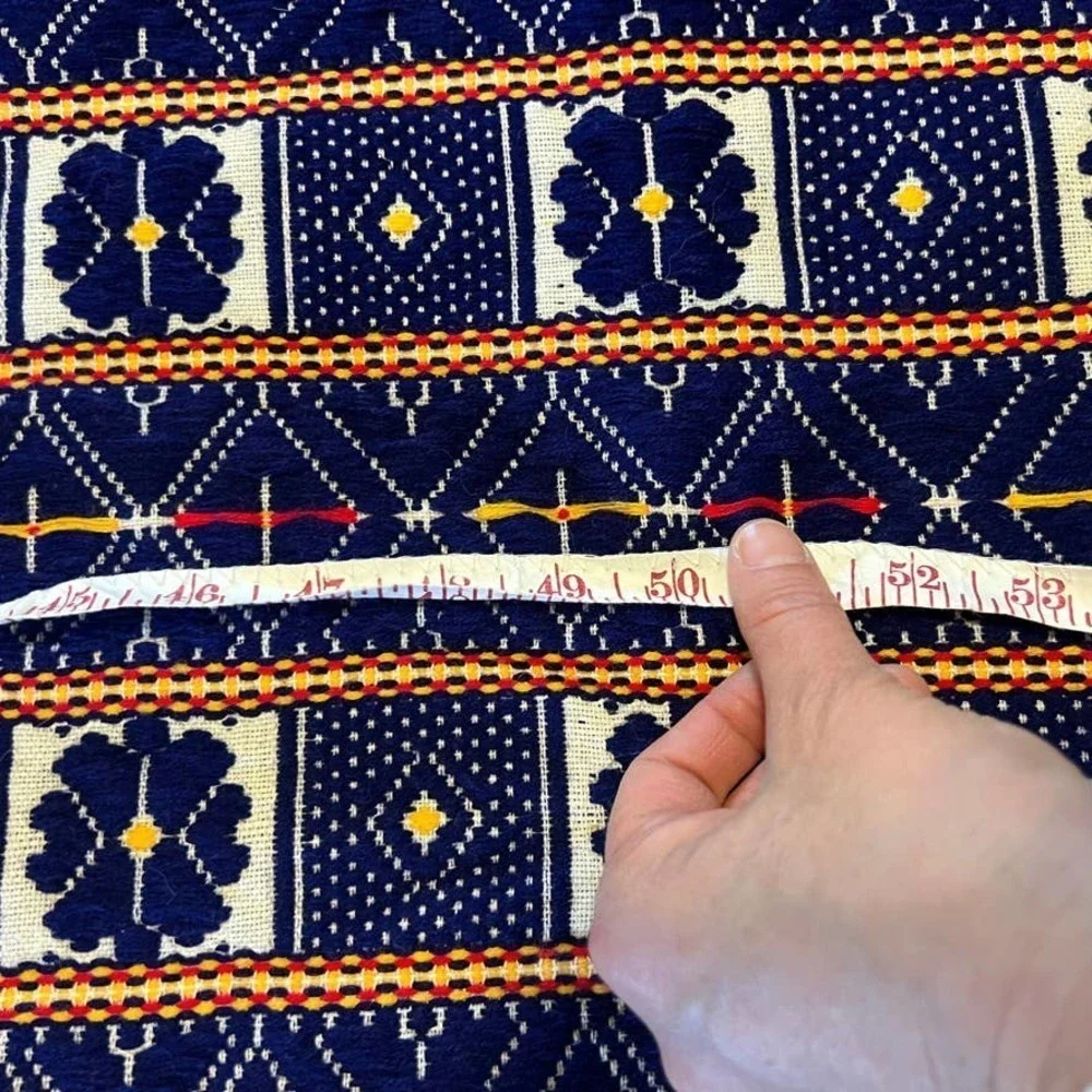 RUKOTVORINE blue white table cloth oval scalloped edge 36in x 98in